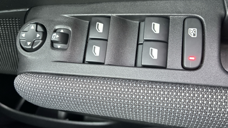 Citroen C3 Aircross 1.2 PureTech 110 Shine 5dr Petrol Hatchback